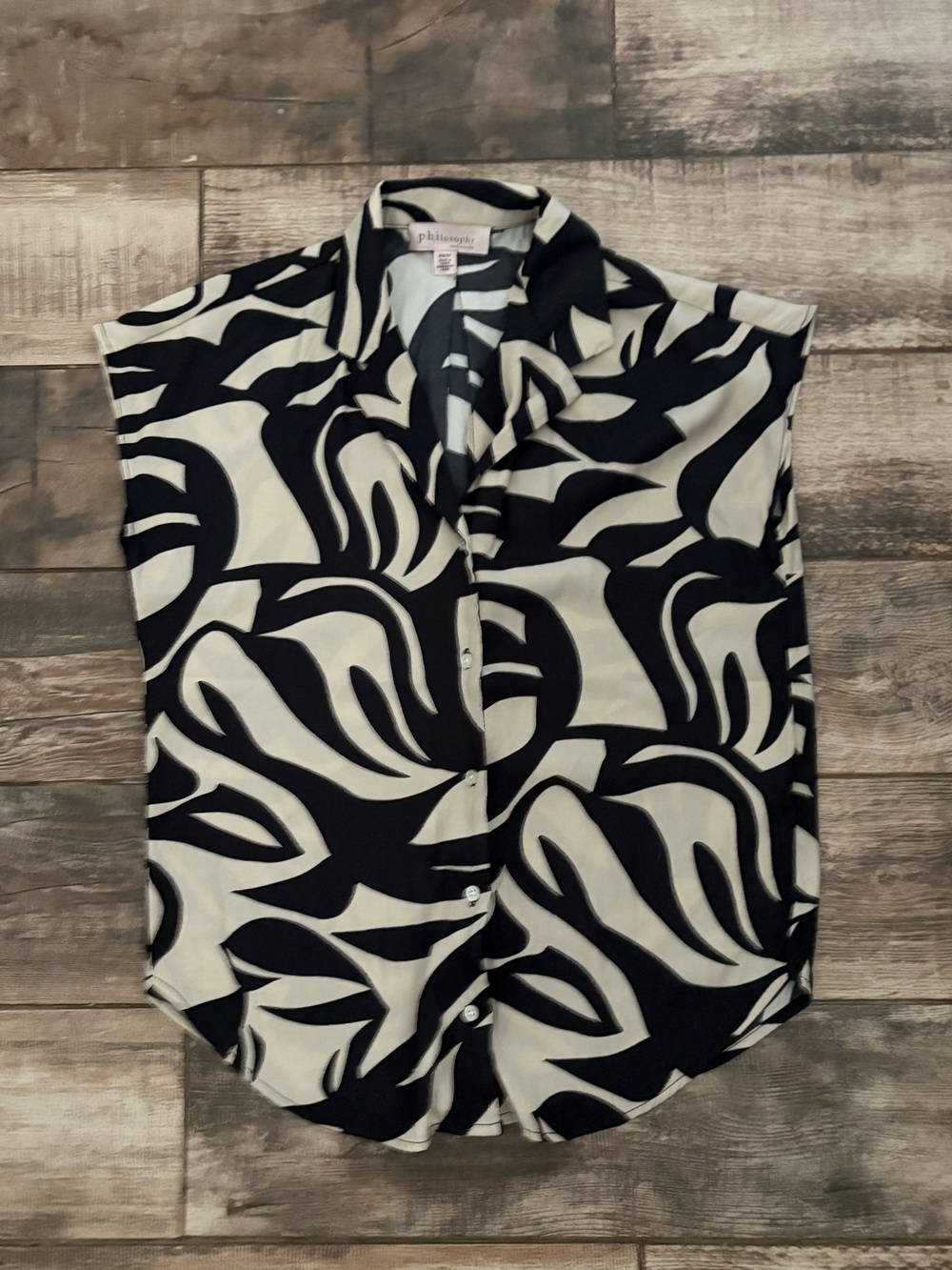 Black and White Abstract Button-Up Sleeveless Top